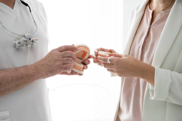 Prótese Dentária: Como Funciona a Prótese Dentária e sua Importância na Odontologia